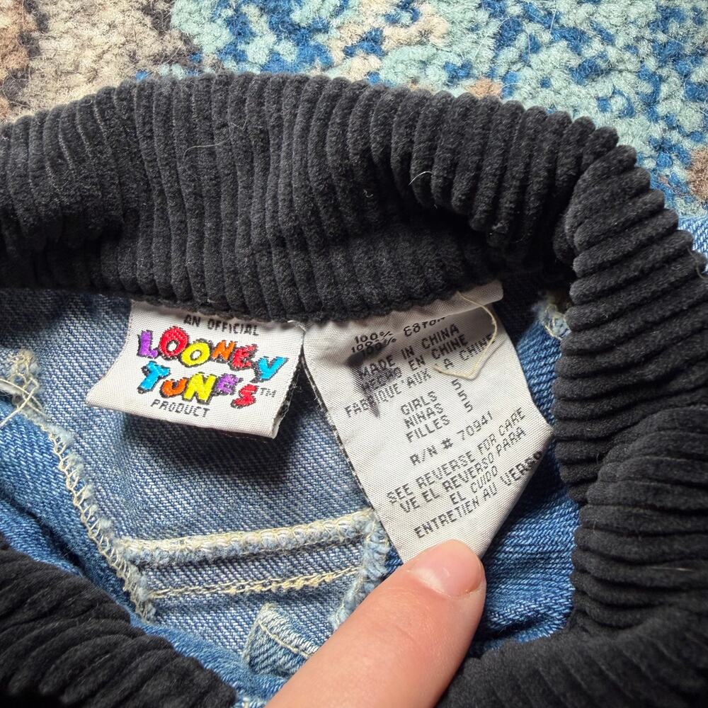 1996 Looney Tunes Denim Jacket - Picture 4 of 7